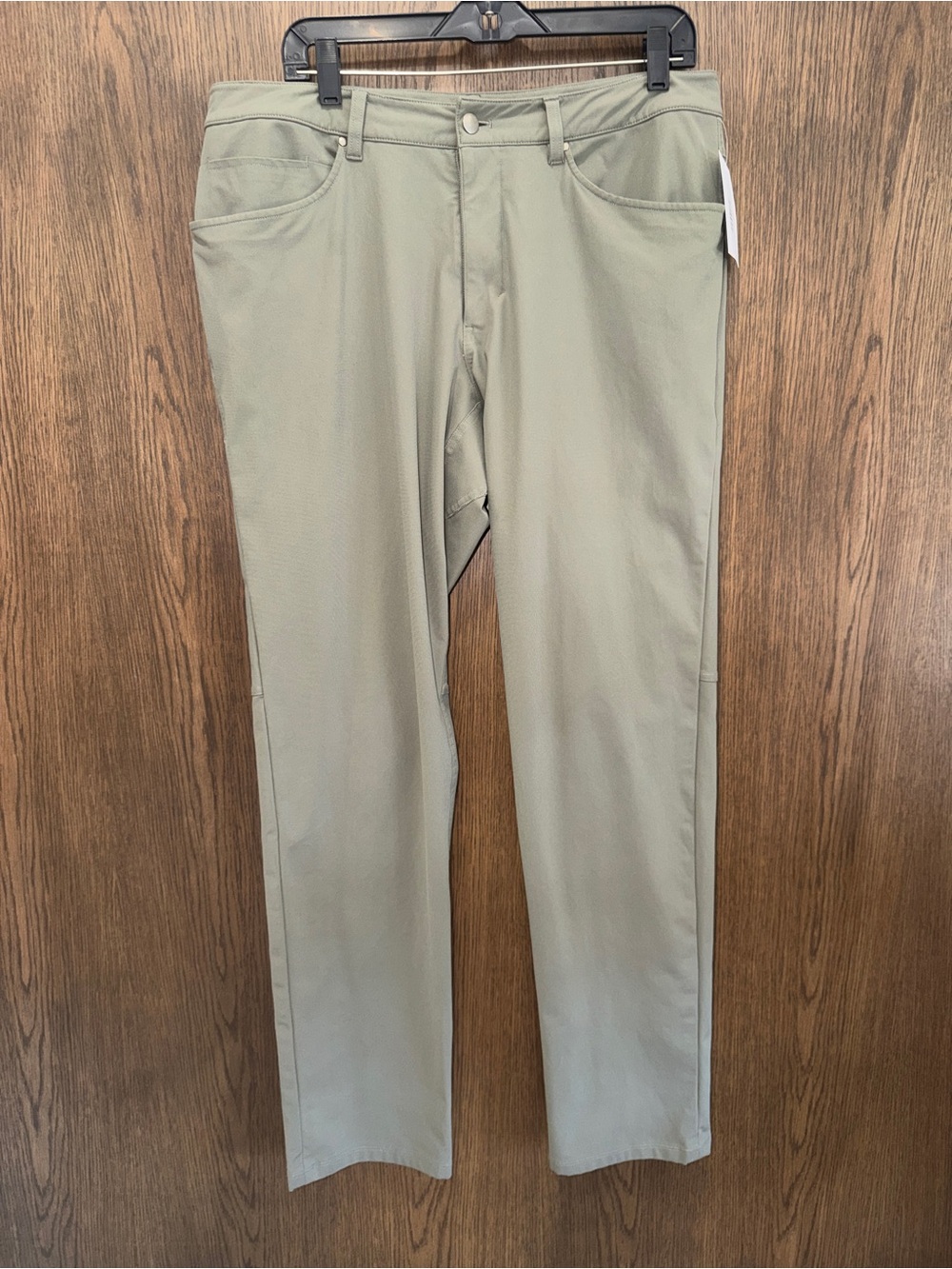 Lululemon Men's ABC Classic Fit 5 Pants Size 35x32